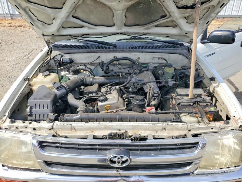 1997 Toyota Tacoma Base