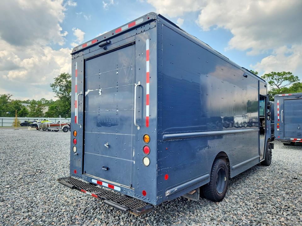 2021 Freightliner MT45G Chassis Delivery Truck