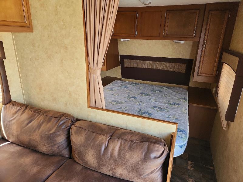 2012 Starcraft Autumn Ridge Camper