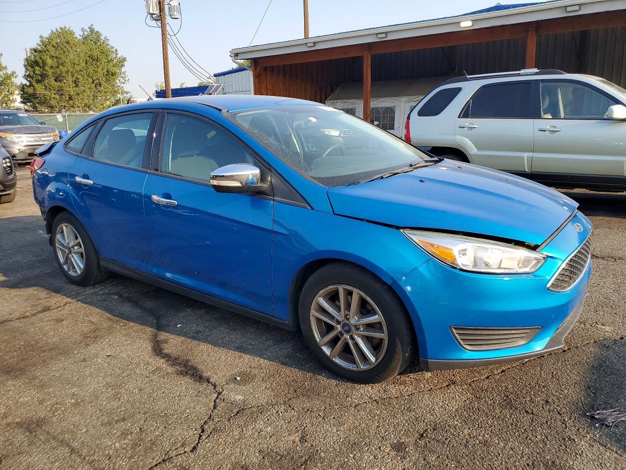 2016 Ford Focus se