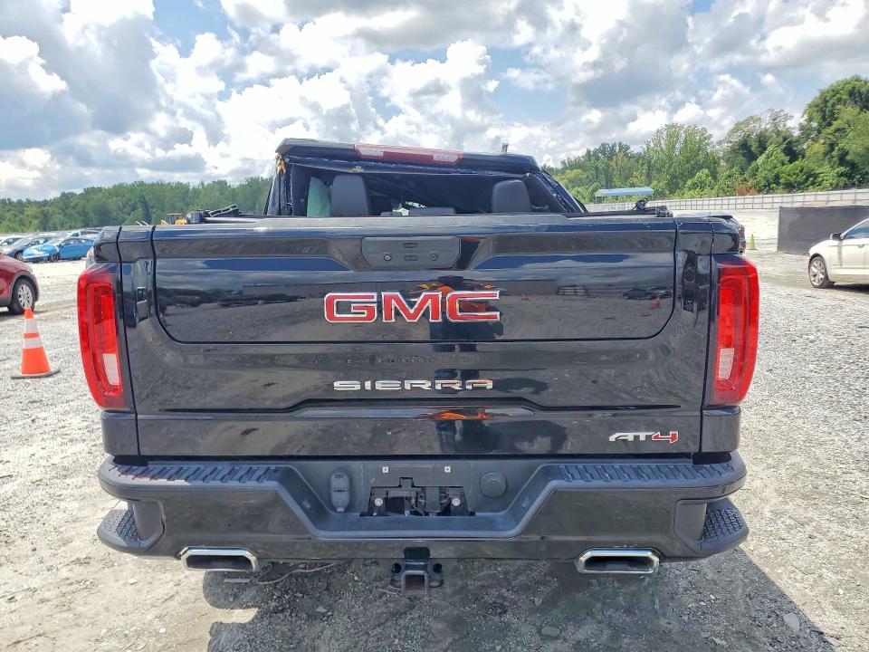 2021 GMC Sierra K1500 AT4