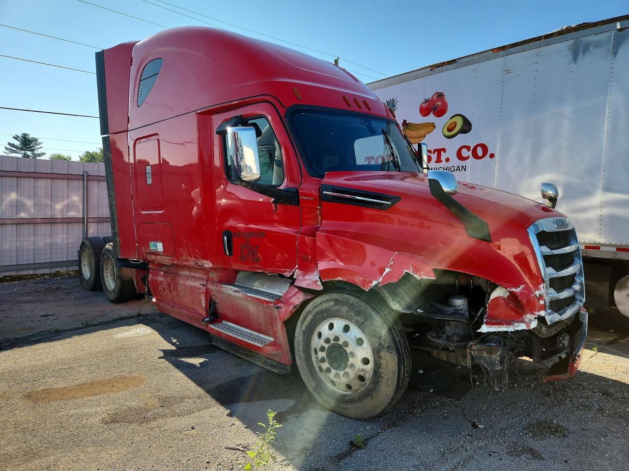 2020 Freightliner Cascadia 126 Semi Truck