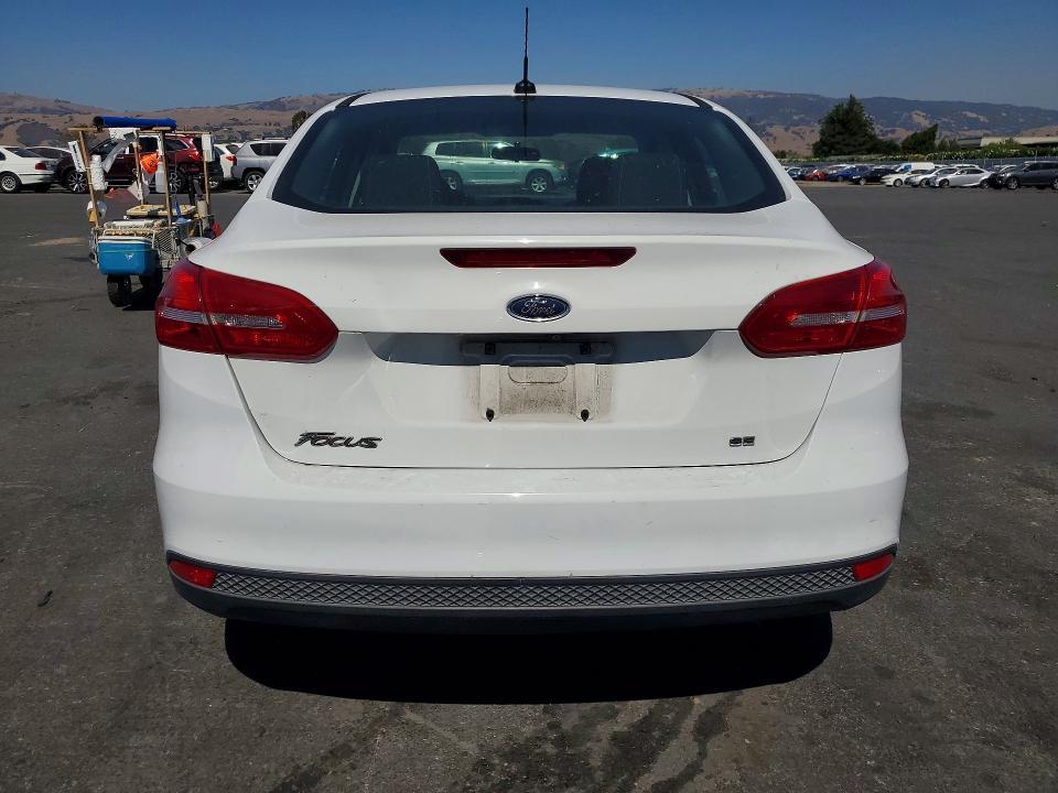 2017 Ford Focus se