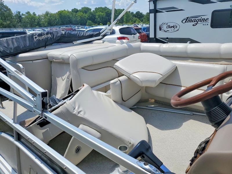 2004 Premier Premier 250 Escapade