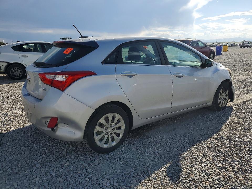 2017 Hyundai Elantra GT Base