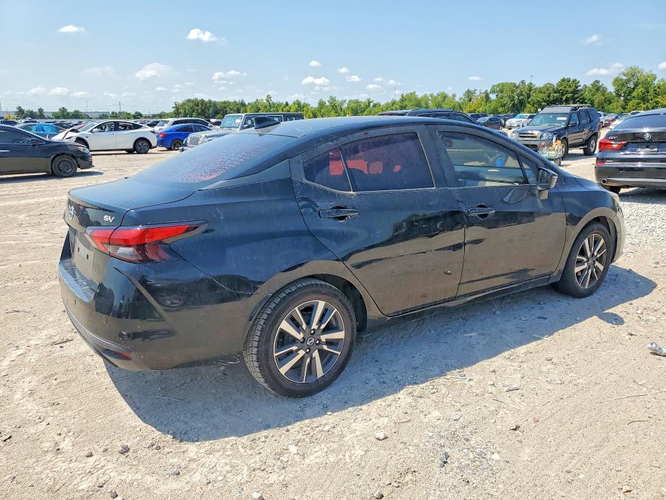 2020 Nissan Versa SV