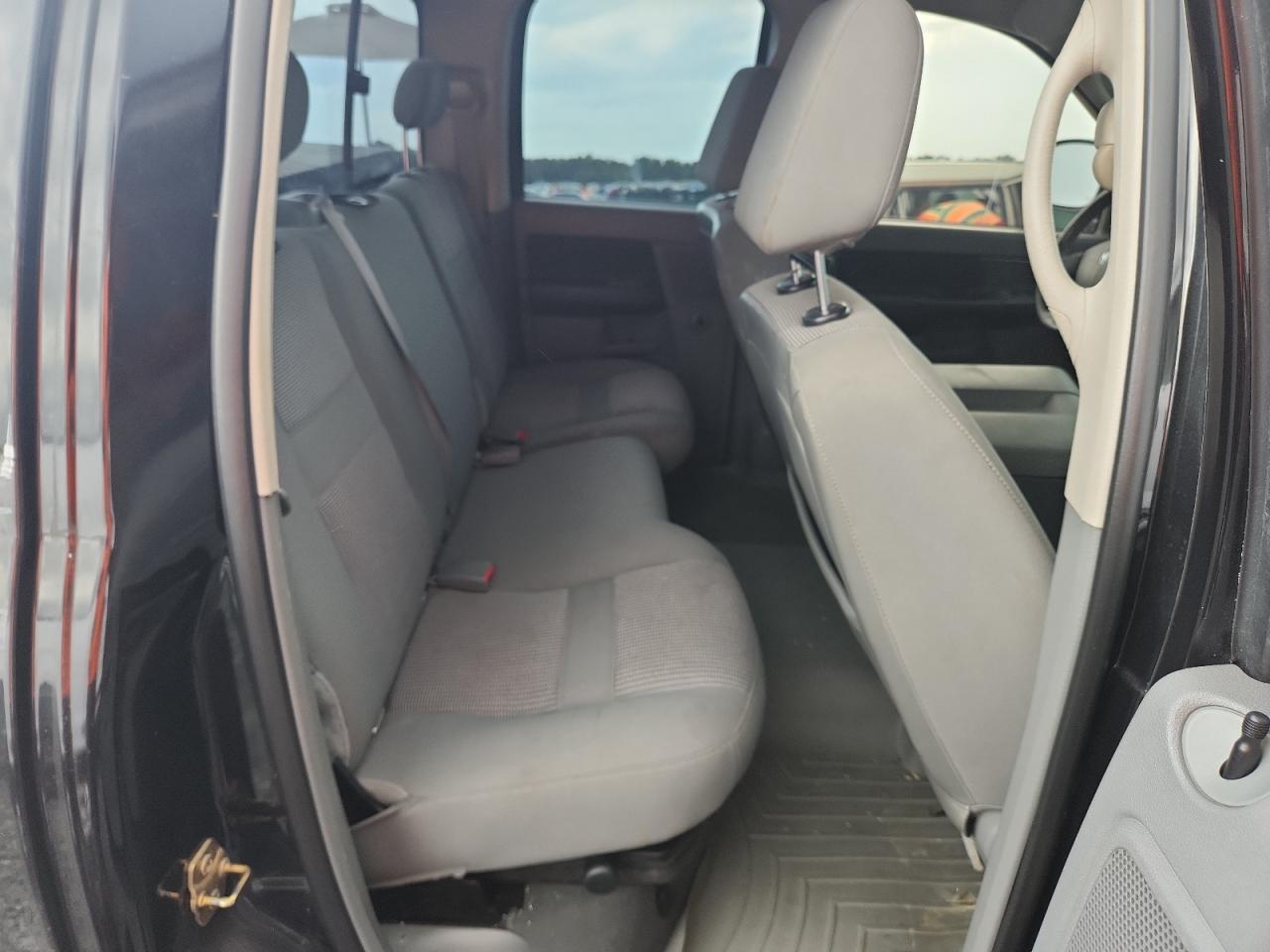 2007 Dodge RAM 1500 ST