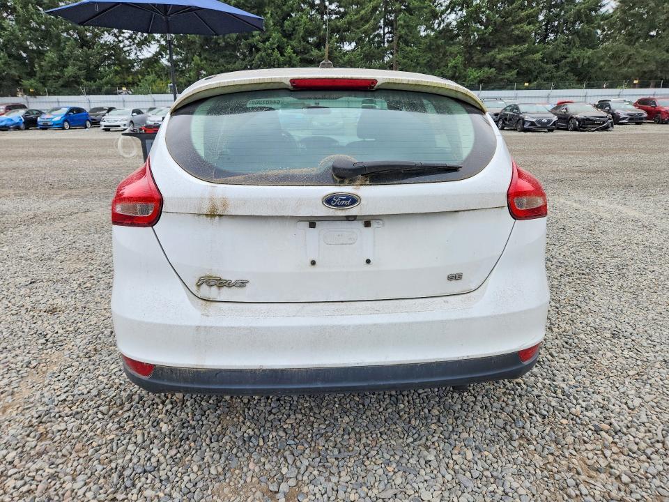 2016 Ford Focus se