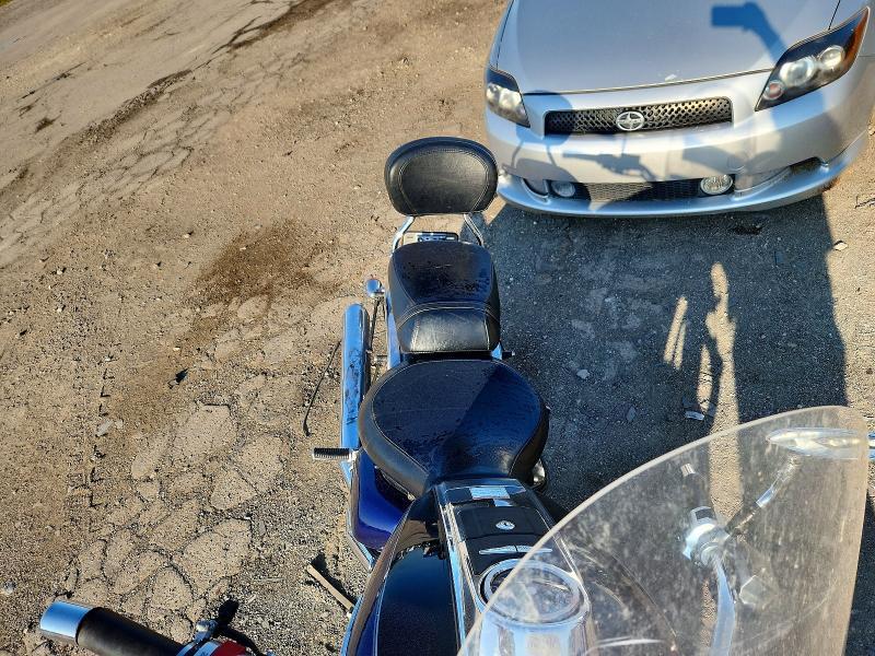 2005 Suzuki C90