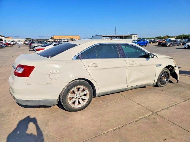 2012 Ford Taurus se