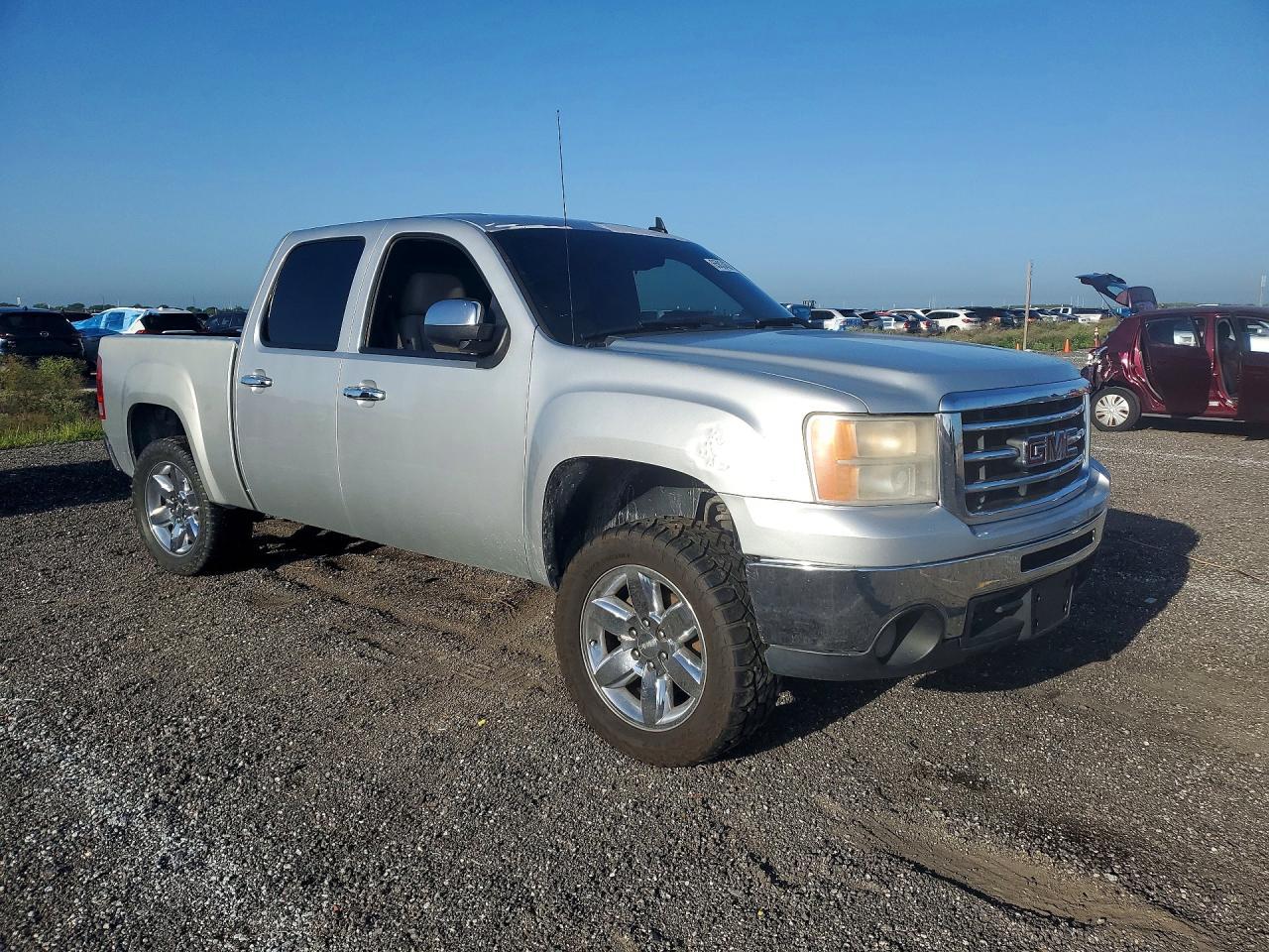 2013 GMC Sierra C1500 SLE