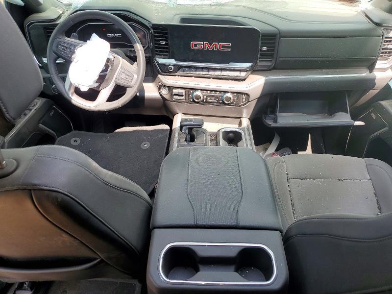 2024 GMC Sierra C1500 SLT