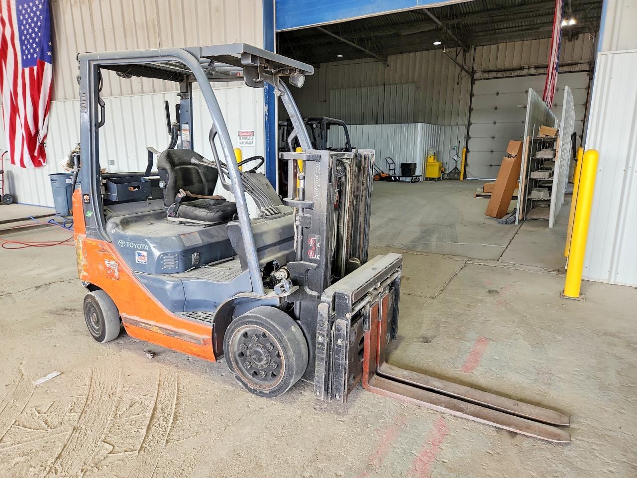 2017 Toyota 8FGCU20 Forklift