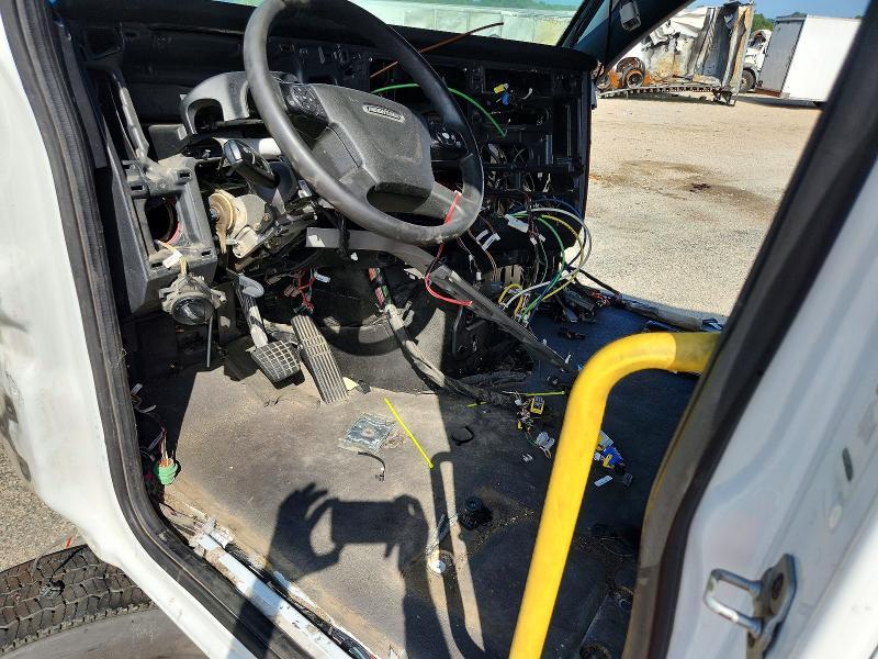 2022 Freightliner Cascadia 116 Truck Cab AND Chassis