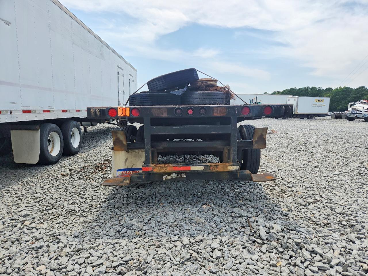 2015 Clark Cfbt-201S Flatbed Trailer