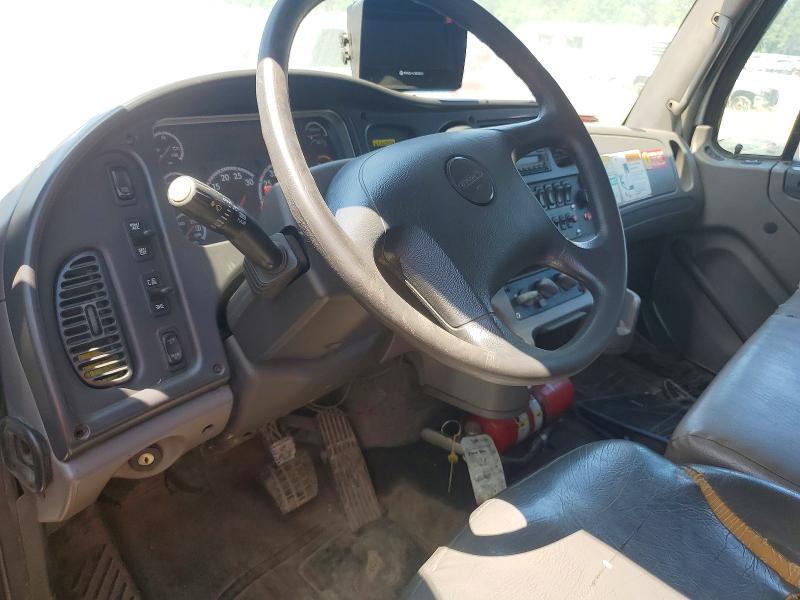 2017 Freightliner Business Class M2 Refuse Truck