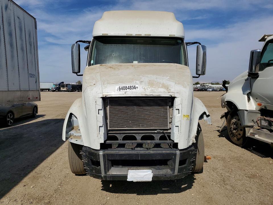 2021 Volvo VNL Semi Truck