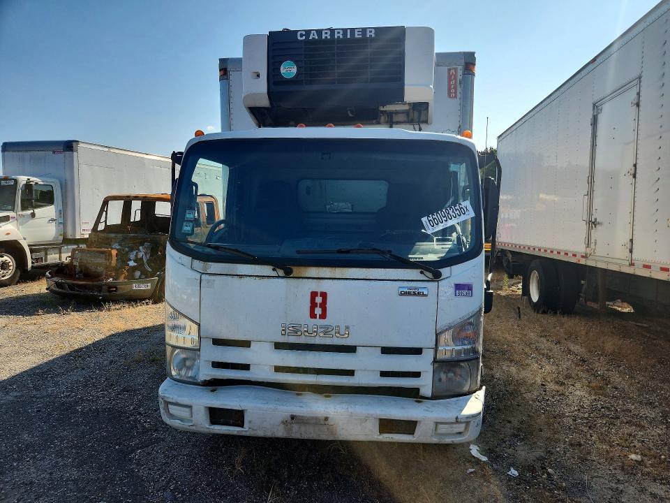 2013 Isuzu NRR