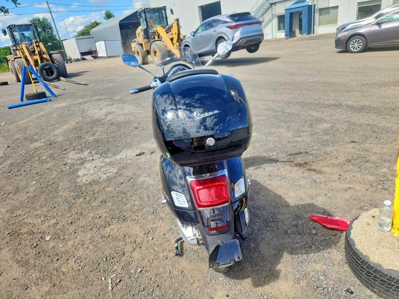 2023 Vespa GTS/SEI Giorni 300
