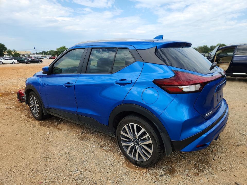 2024 Nissan Kicks sv