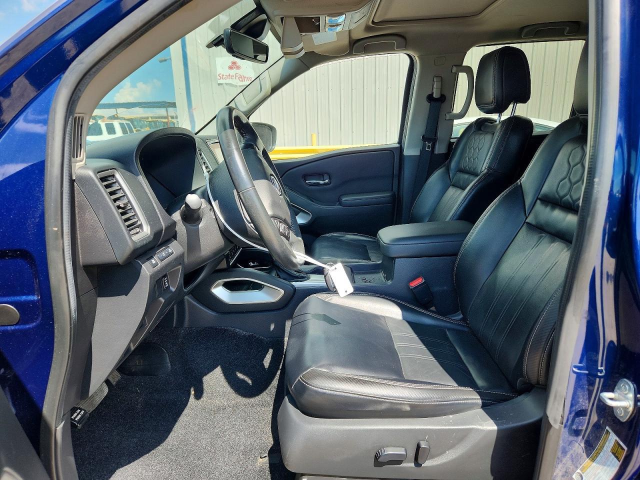 2023 Nissan Frontier SV