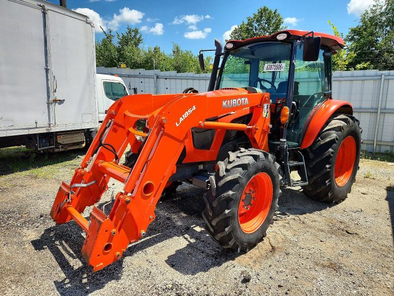 2017 Kubota M5111