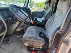 2004 Volvo VNL BOX Truck