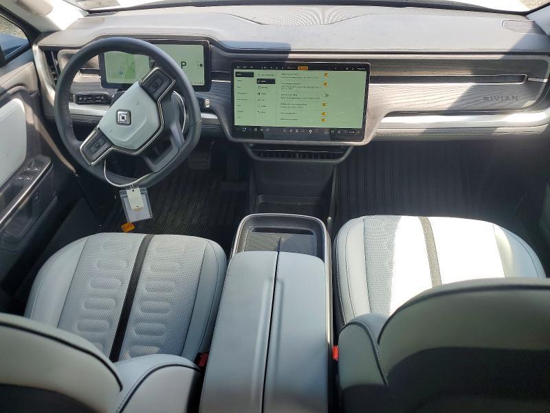 2025 Rivian R1T Adventure