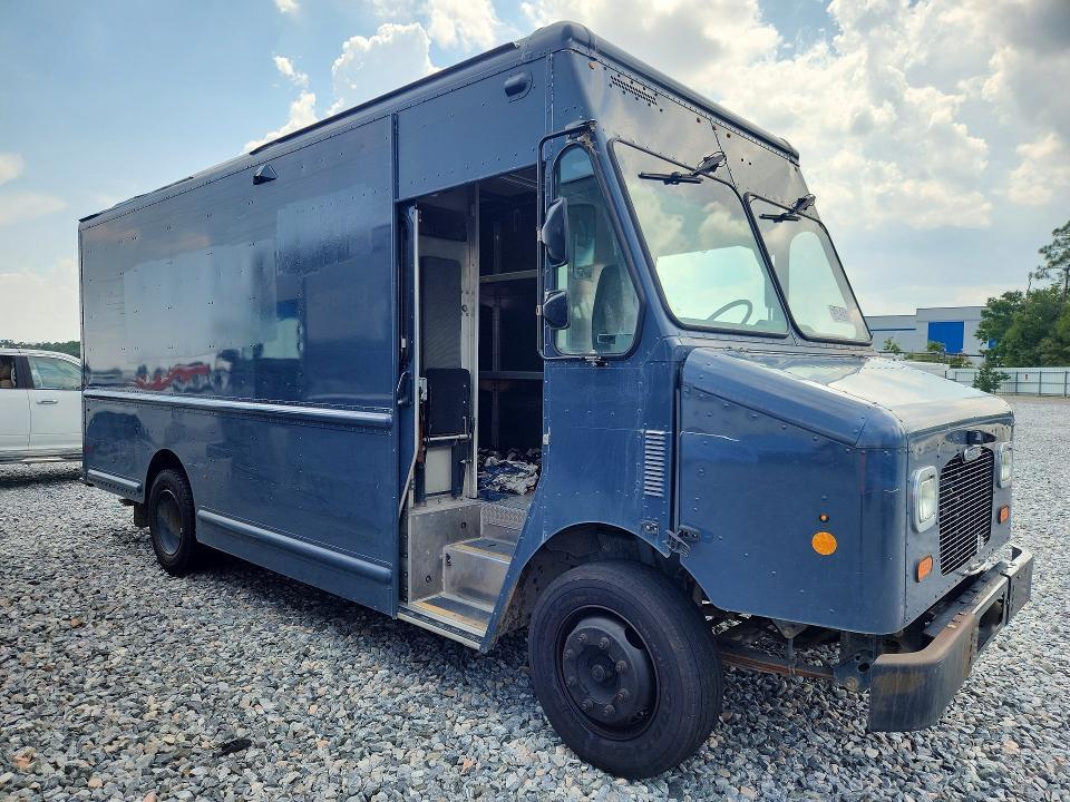 2021 Freightliner MT45G Chassis Delivery Truck