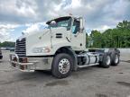 2018 Mack CXU613 Semi Truck