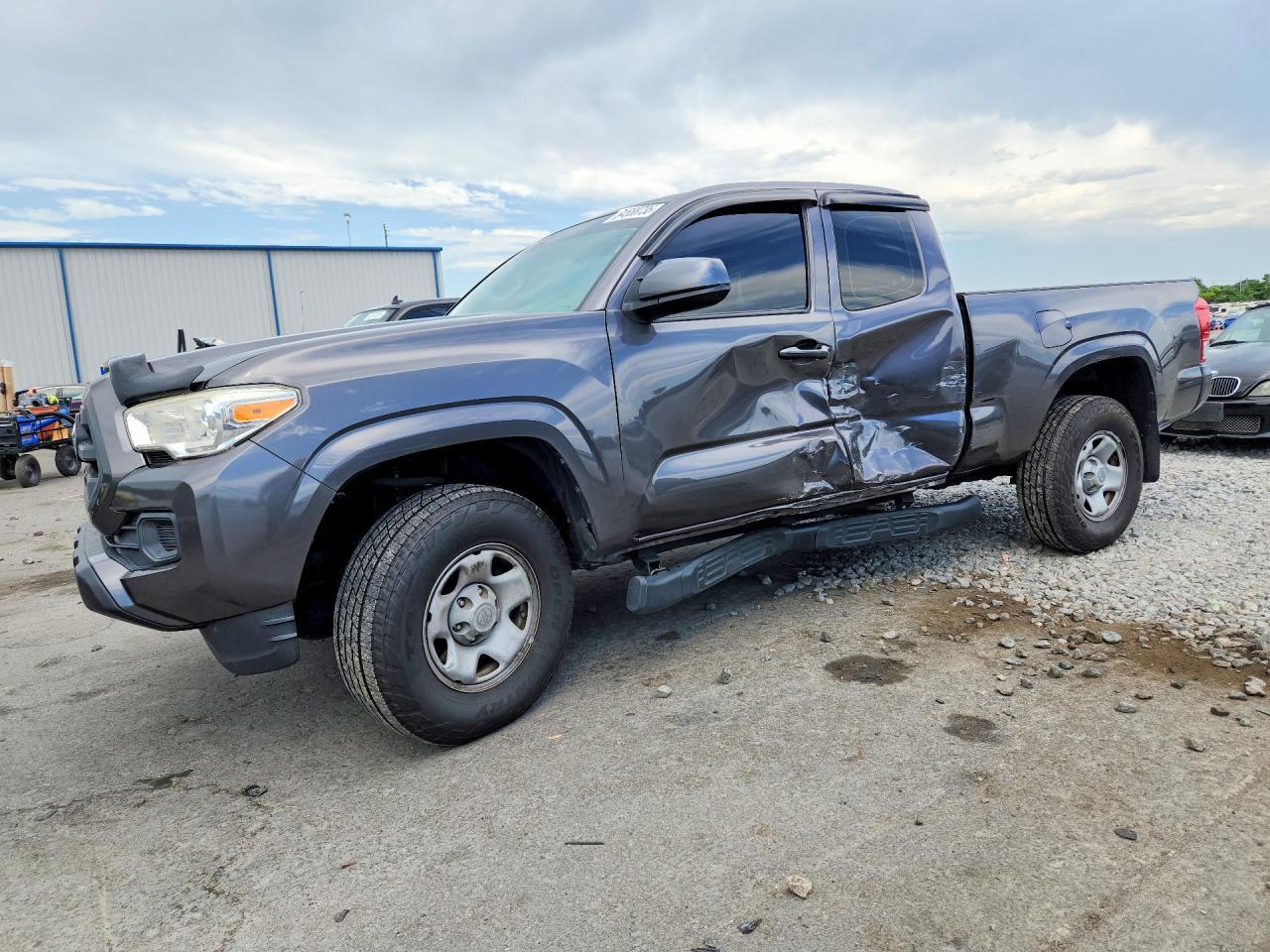 2016 Toyota Tacoma SR