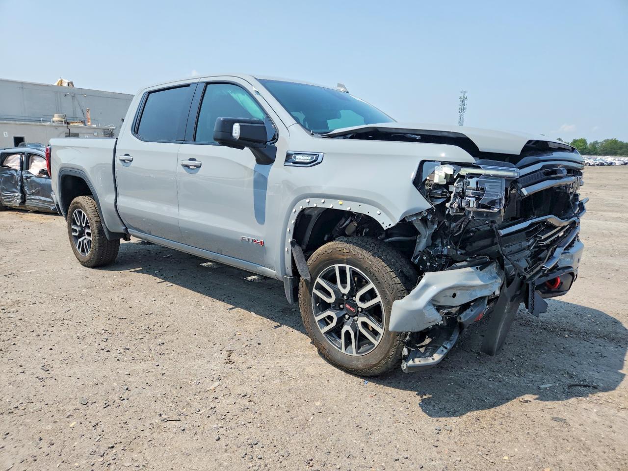 2025 GMC Sierra K1500 AT4