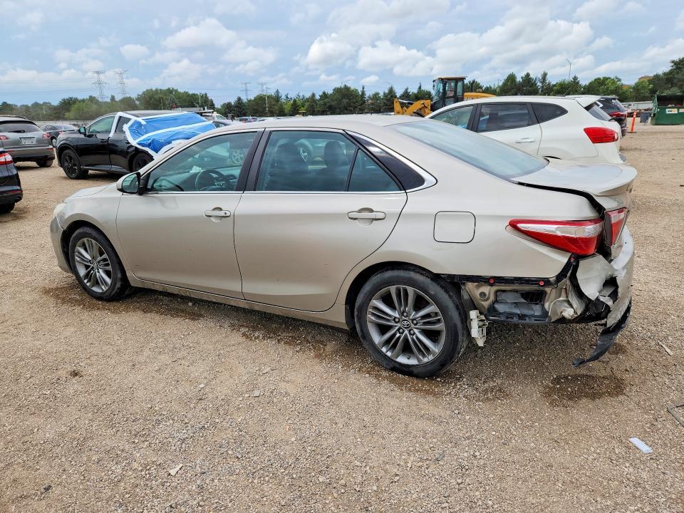 2016 Toyota Camry se