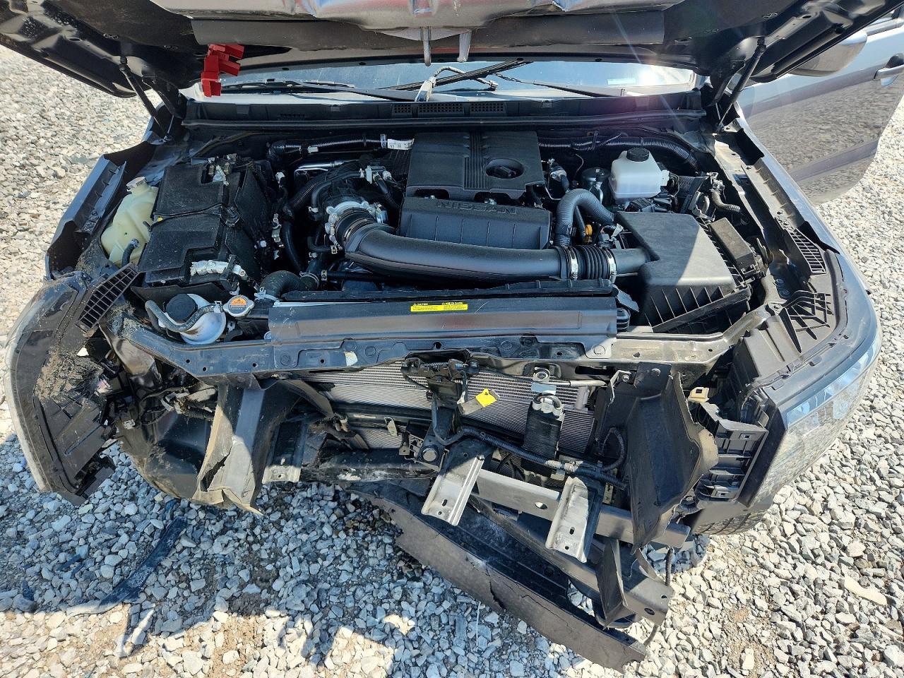 2024 Nissan Frontier SV