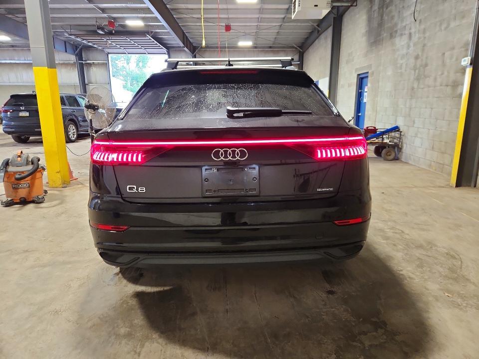 2021 Audi Q8 Premium