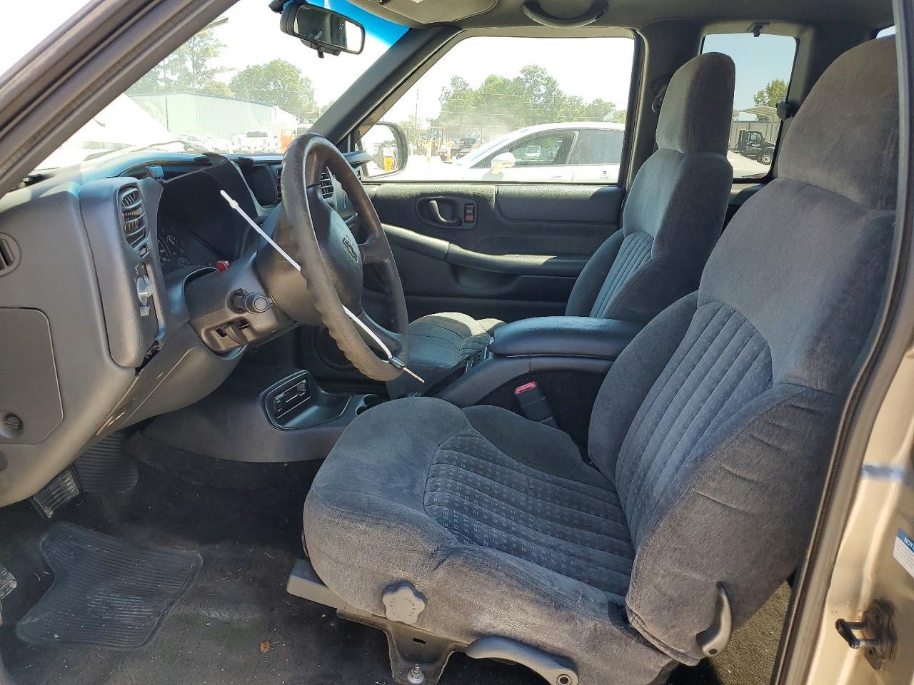 2001 Chevrolet S Truck S10