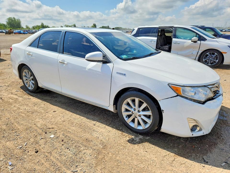 2013 Toyota Camry Hybrid xle