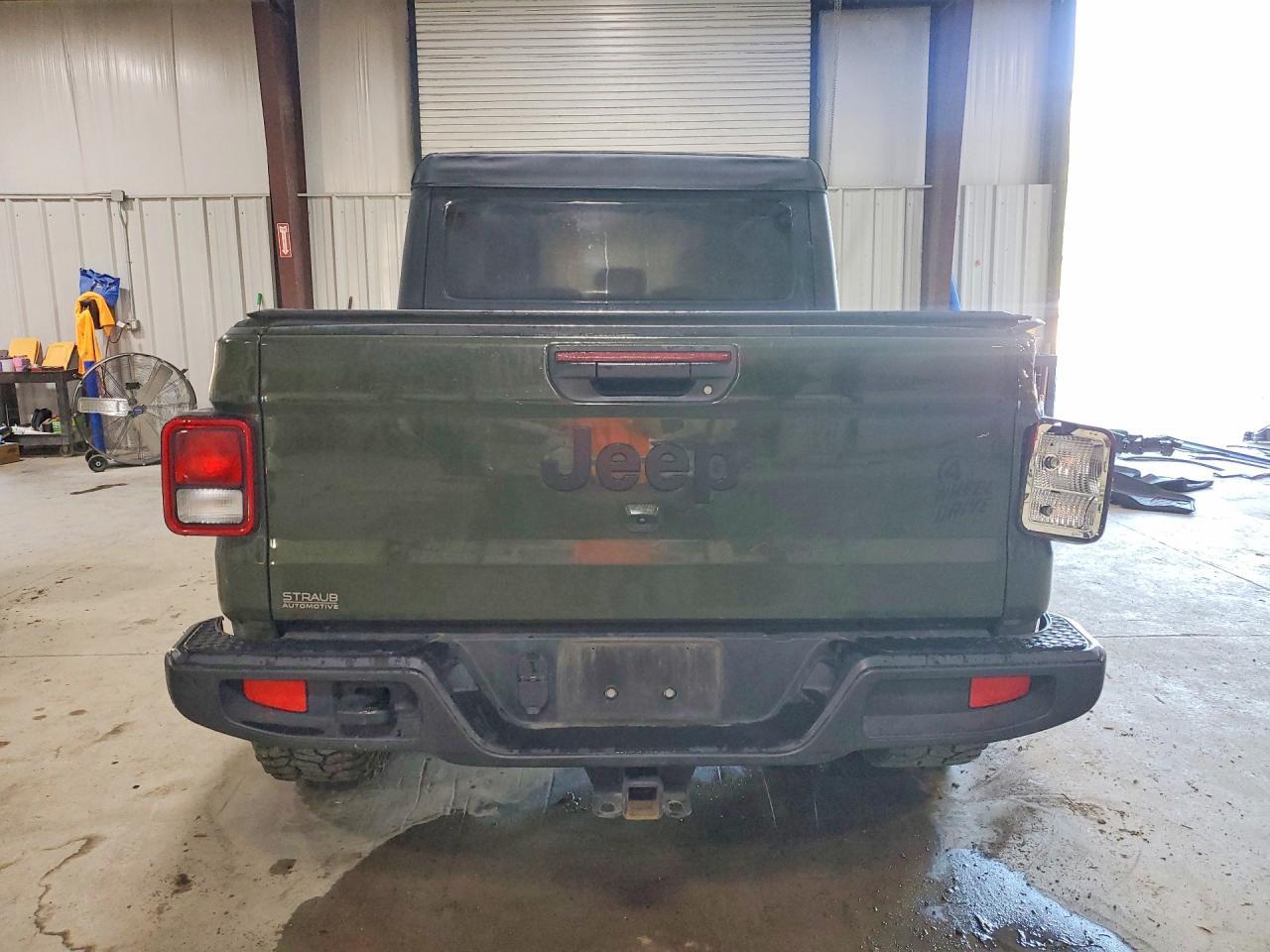 2023 Jeep Gladiator Sport