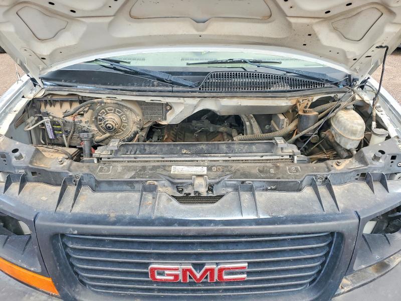 2005 GMC Savana