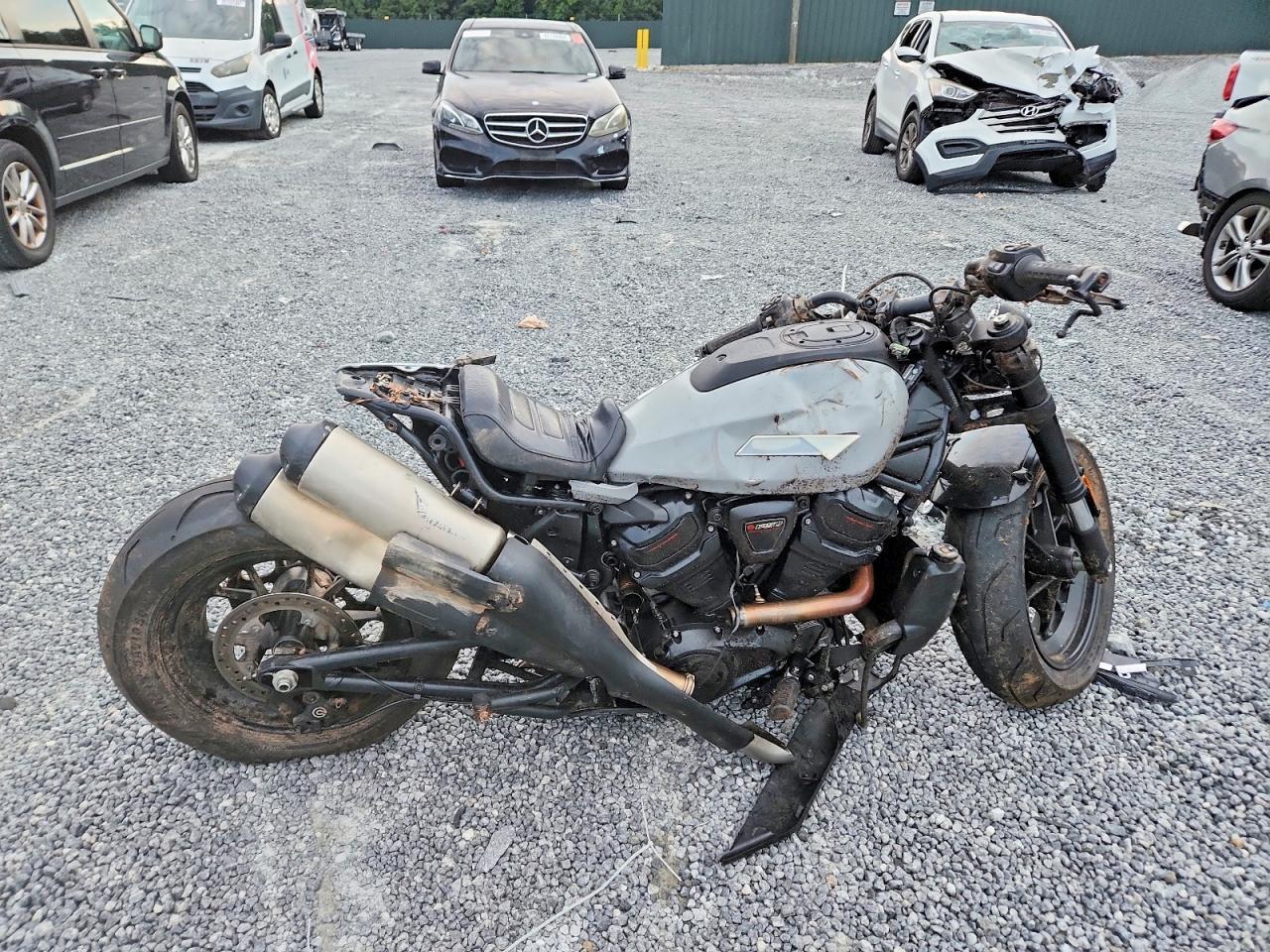 2025 Harley-Davidson RH1250 S
