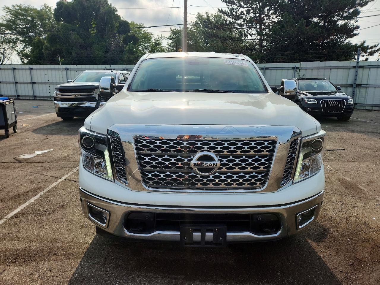 2019 Nissan Titan SL