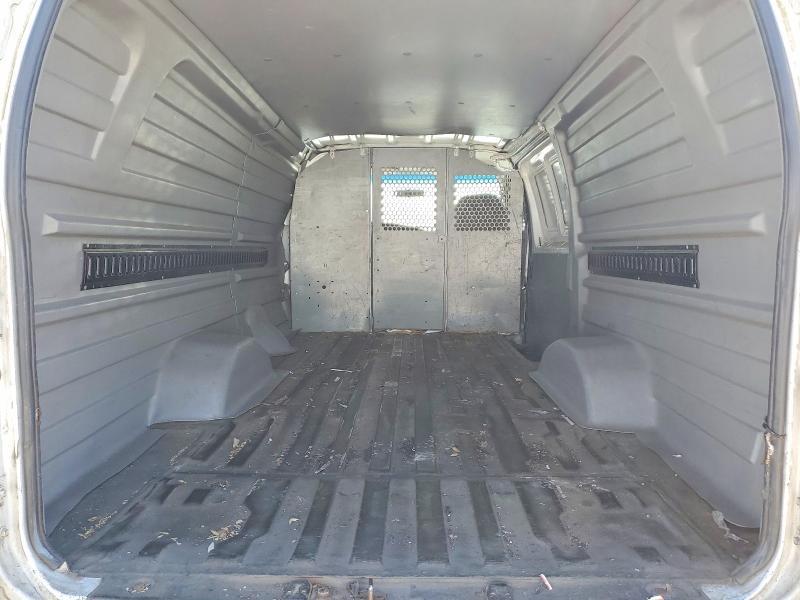2001 Ford E350 Delivery Van