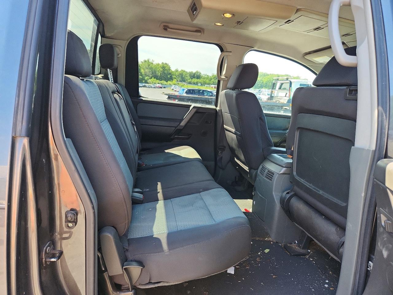 2006 Nissan Titan XE FFV