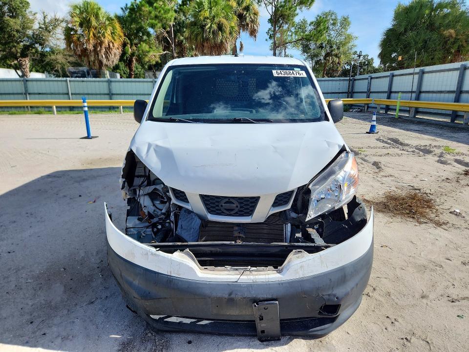 2015 Nissan NV200 S