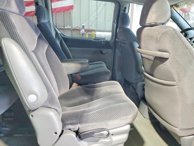 1996 Plymouth Voyager se