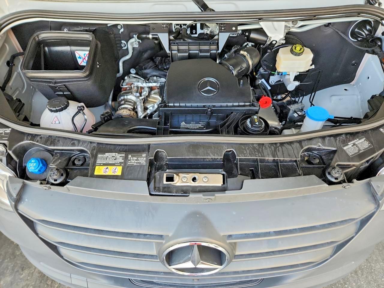 2025 Mercedes-Benz Sprinter 2500