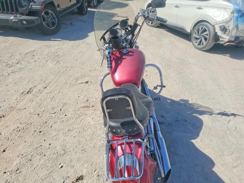 2004 Honda VT1100 C2