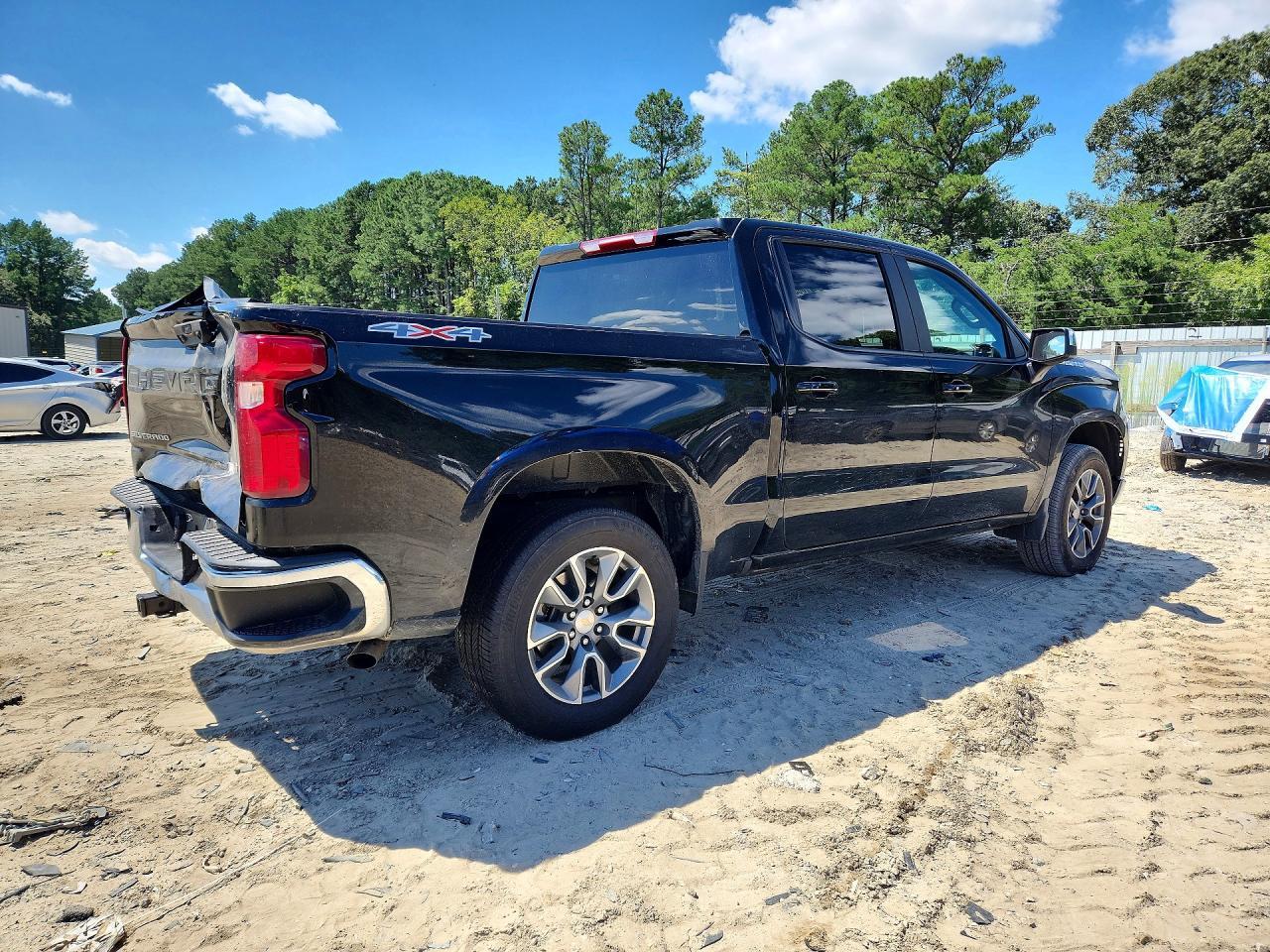 2026 Chevrolet Silverado K1500 LT-L