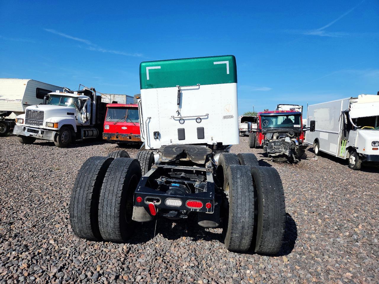 2026 Peterbilt 2026  567-Semi Truck