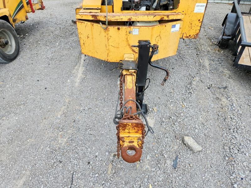 2010 Vermeer BC1800 Wood Chipper